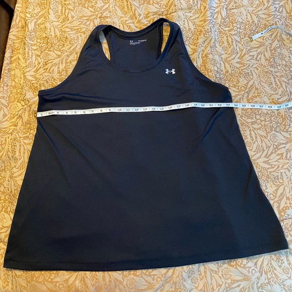 Women’s 2X Under Armour Velocity Workout Tank - Picture 3 of 9